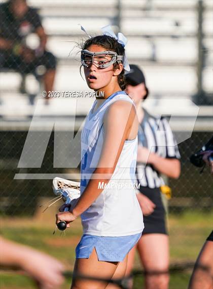 Thumbnail 3 in J.L. Mann vs. Boiling Springs (SCHSL 5A Playoff Round 1) photogallery.