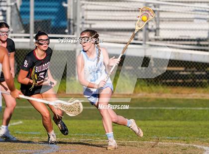 Thumbnail 2 in J.L. Mann vs. Boiling Springs (SCHSL 5A Playoff Round 1) photogallery.