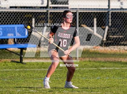 Thumbnail 3 in J.L. Mann vs. Boiling Springs (SCHSL 5A Playoff Round 1) photogallery.