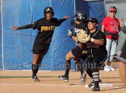 Thumbnail 3 in San Pedro vs. Banning (CIF LA City Section Final) photogallery.