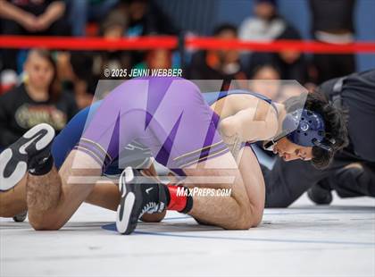 Thumbnail 3 in NIAA 4A Quarterfinals photogallery.