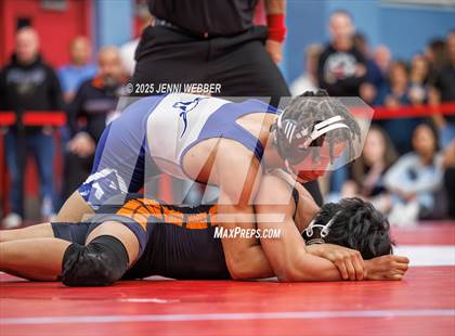 Thumbnail 2 in NIAA 4A Quarterfinals photogallery.