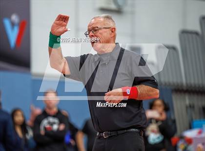Thumbnail 2 in NIAA 4A Quarterfinals photogallery.