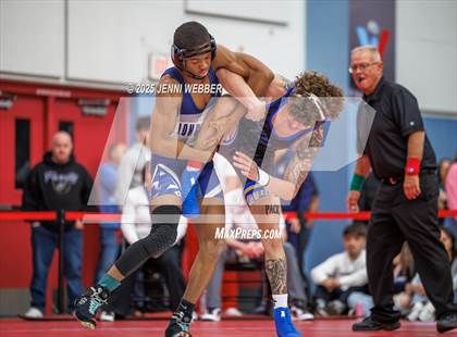 Thumbnail 1 in NIAA 4A Quarterfinals photogallery.