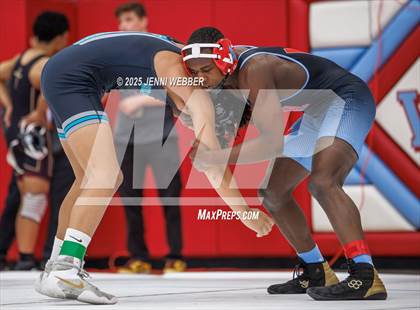Thumbnail 2 in NIAA 4A Quarterfinals photogallery.