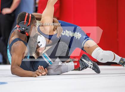 Thumbnail 2 in NIAA 4A Quarterfinals photogallery.