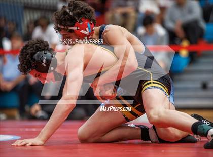 Thumbnail 3 in NIAA 4A Quarterfinals photogallery.