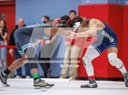 Thumbnail 3 in NIAA 4A Quarterfinals photogallery.