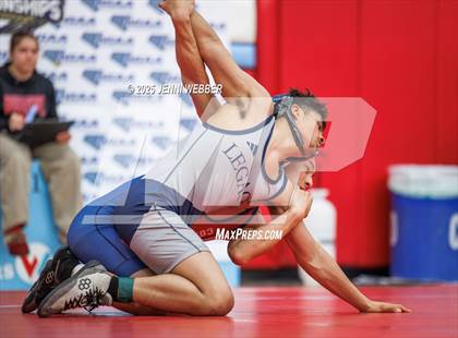 Thumbnail 1 in NIAA 4A Quarterfinals photogallery.