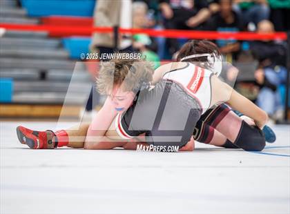 Thumbnail 1 in NIAA 4A Quarterfinals photogallery.