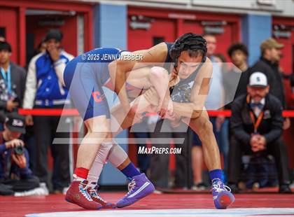 Thumbnail 2 in NIAA 4A Quarterfinals photogallery.