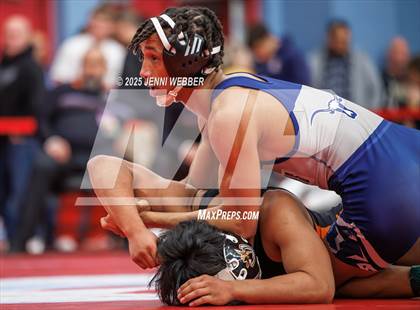 Thumbnail 2 in NIAA 4A Quarterfinals photogallery.