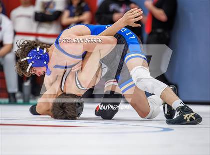 Thumbnail 1 in NIAA 4A Quarterfinals photogallery.