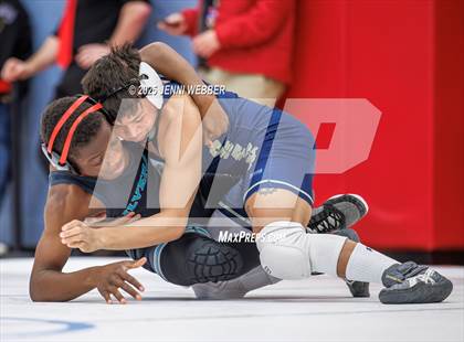 Thumbnail 3 in NIAA 4A Quarterfinals photogallery.