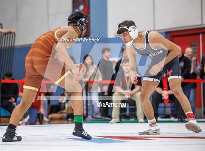 Thumbnail 3 in NIAA 4A Quarterfinals photogallery.