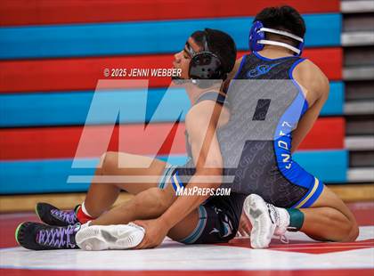 Thumbnail 3 in NIAA 4A Quarterfinals photogallery.