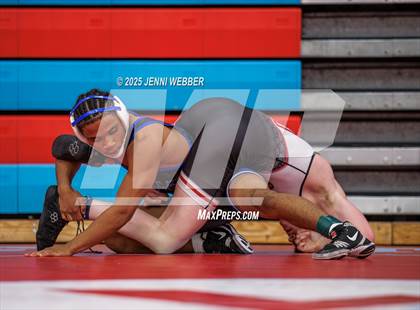 Thumbnail 2 in NIAA 4A Quarterfinals photogallery.