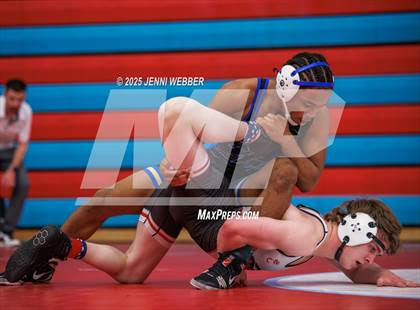 Thumbnail 3 in NIAA 4A Quarterfinals photogallery.