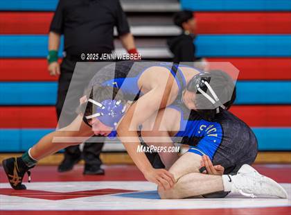 Thumbnail 1 in NIAA 4A Quarterfinals photogallery.