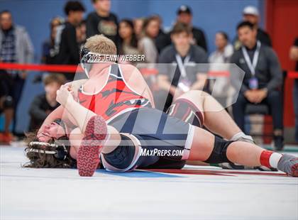 Thumbnail 2 in NIAA 4A Quarterfinals photogallery.