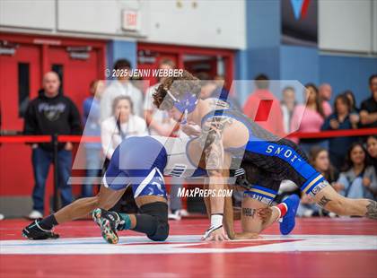 Thumbnail 3 in NIAA 4A Quarterfinals photogallery.