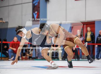 Thumbnail 2 in NIAA 4A Quarterfinals photogallery.