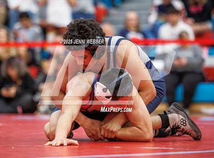 Thumbnail 1 in NIAA 4A Quarterfinals photogallery.