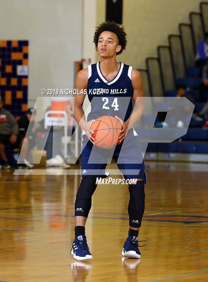 Thumbnail 2 in Chino Hills vs. Orange Lutheran (Tarkanian Classic) photogallery.