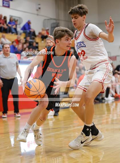 Thumbnail 1 in Douglas @ Reno photogallery.