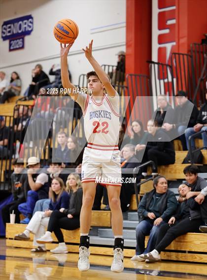 Thumbnail 1 in Douglas @ Reno photogallery.