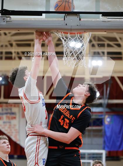 Thumbnail 3 in Douglas @ Reno photogallery.