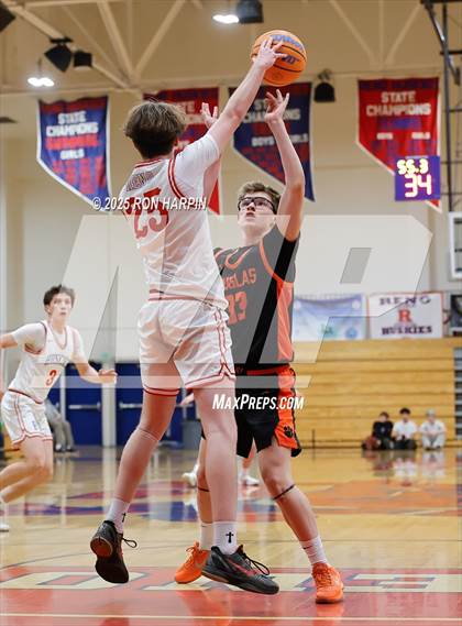 Thumbnail 3 in Douglas @ Reno photogallery.