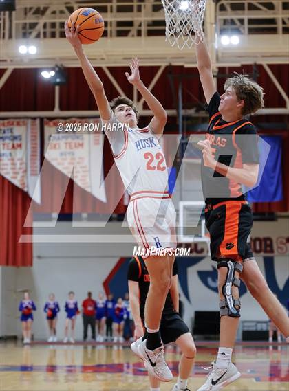 Thumbnail 3 in Douglas @ Reno photogallery.