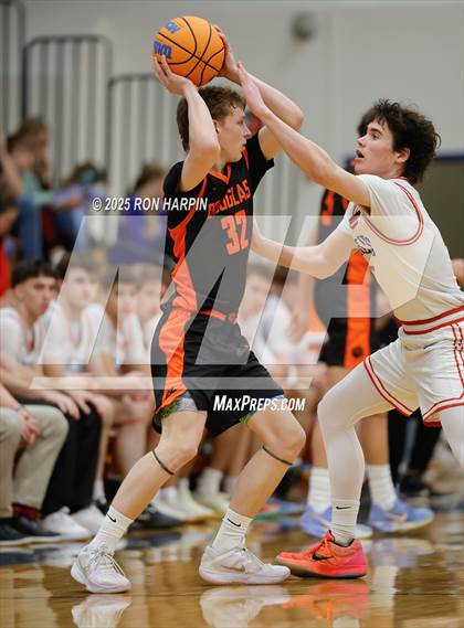 Thumbnail 1 in Douglas @ Reno photogallery.