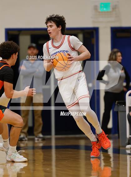 Thumbnail 2 in Douglas @ Reno photogallery.