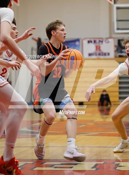 Thumbnail 3 in Douglas @ Reno photogallery.