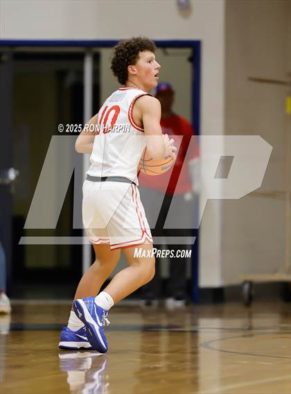 Thumbnail 1 in Douglas @ Reno photogallery.