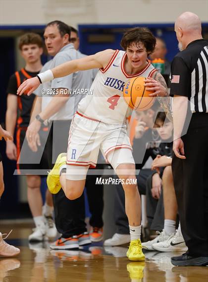 Thumbnail 3 in Douglas @ Reno photogallery.