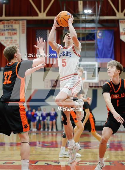 Thumbnail 3 in Douglas @ Reno photogallery.