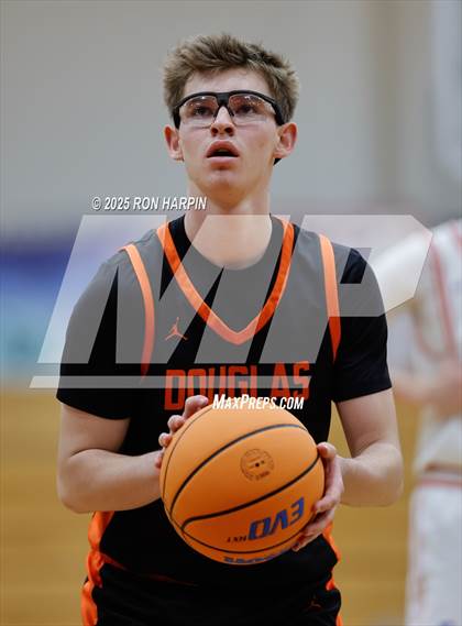 Thumbnail 1 in Douglas @ Reno photogallery.