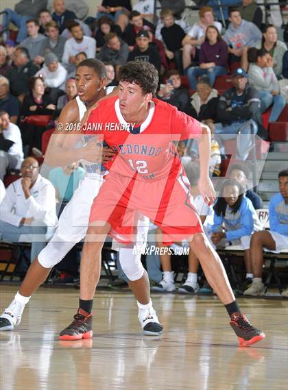 Thumbnail 2 in Redondo Union vs. Canyon Springs (Rancho Mirage Holiday Invitational) photogallery.