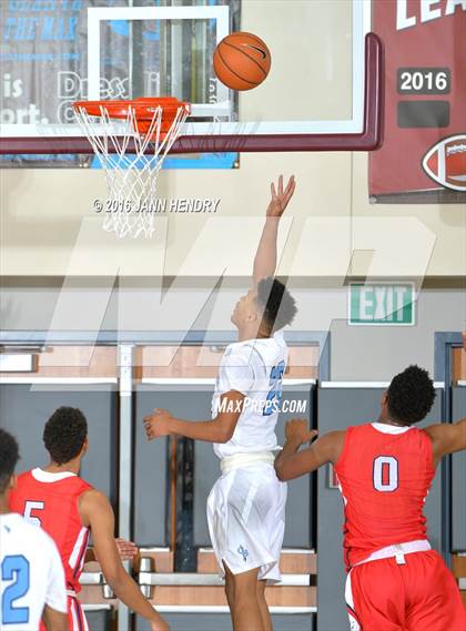 Thumbnail 2 in Redondo Union vs. Canyon Springs (Rancho Mirage Holiday Invitational) photogallery.