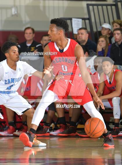 Thumbnail 3 in Redondo Union vs. Canyon Springs (Rancho Mirage Holiday Invitational) photogallery.