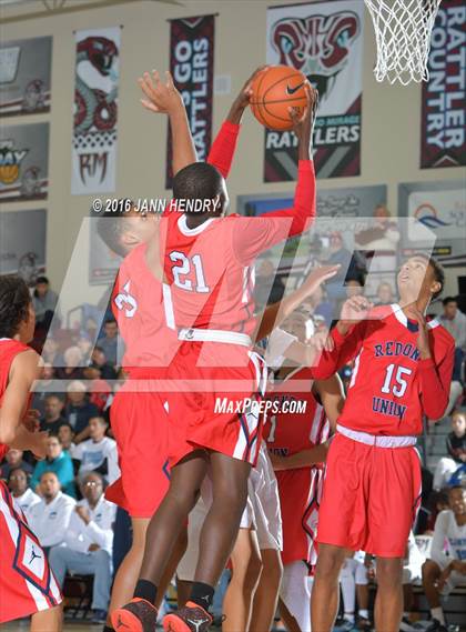 Thumbnail 3 in Redondo Union vs. Canyon Springs (Rancho Mirage Holiday Invitational) photogallery.
