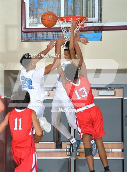 Thumbnail 2 in Redondo Union vs. Canyon Springs (Rancho Mirage Holiday Invitational) photogallery.