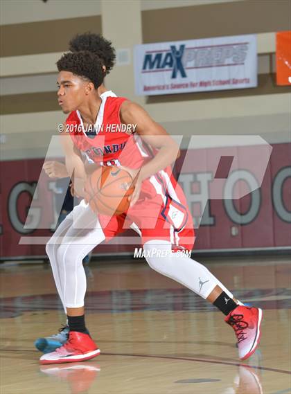 Thumbnail 2 in Redondo Union vs. Canyon Springs (Rancho Mirage Holiday Invitational) photogallery.