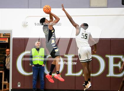 Thumbnail 3 in Notre Dame (SO) vs St Francis photogallery.