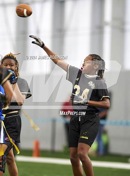 Thumbnail 3 in Bartram Trail vs Oakleaf (Jaguars Preseason Classic) photogallery.