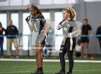Thumbnail 1 in Bartram Trail vs Oakleaf (Jaguars Preseason Classic) photogallery.