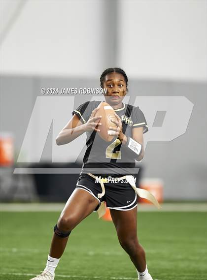 Thumbnail 1 in Bartram Trail vs Oakleaf (Jaguars Preseason Classic) photogallery.